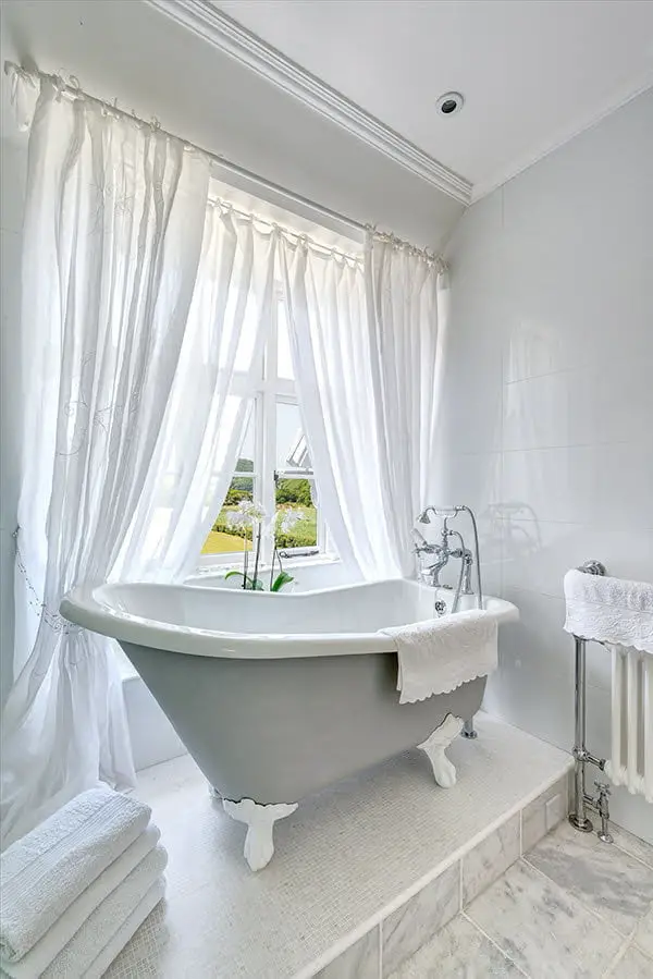 15 Creative Bathroom Curtain Ideas For, Bathroom Shower And Window Curtains