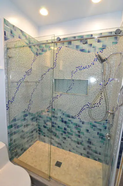 14 Most Beautiful Coastal Bathroom Ideas, Coastal Bathroom Shower Tile Ideas