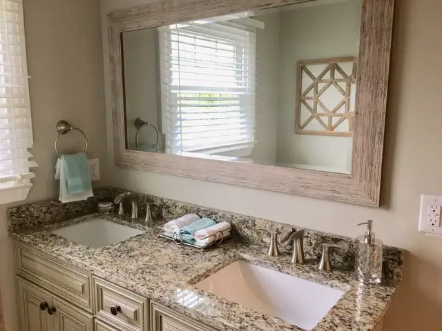 Coastal bathroom countertop decor