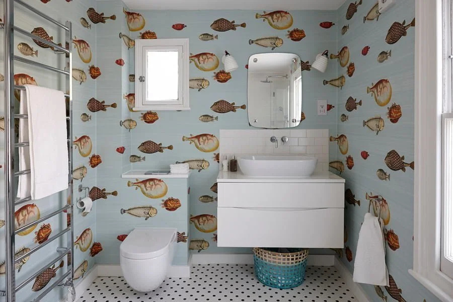 Coastal bathroom wallpaper