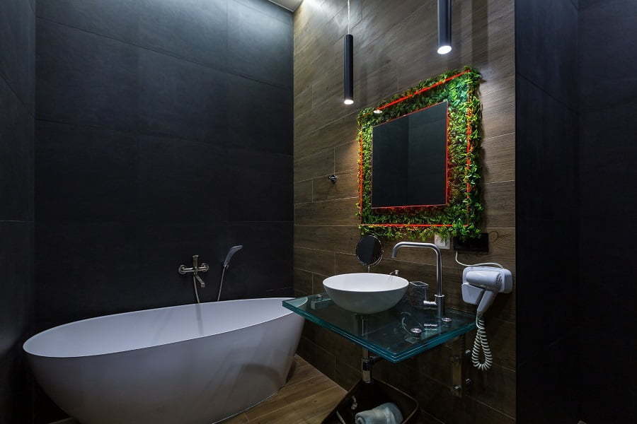 bathroom dark colors