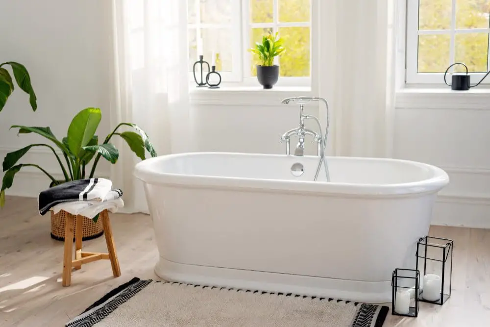 freestanding bathtub