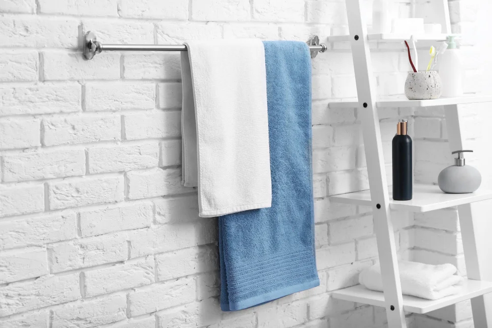 Basic Towel Bar