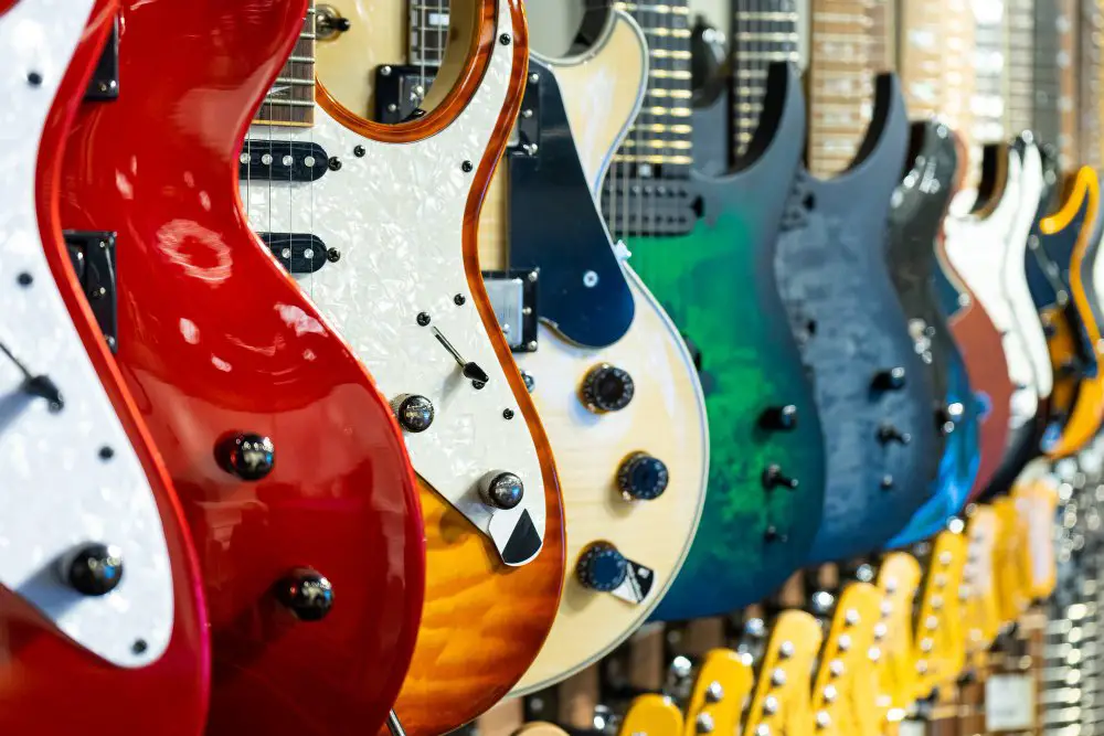 7 Thoughtful Gift Ideas You Can Give to a Guitarist