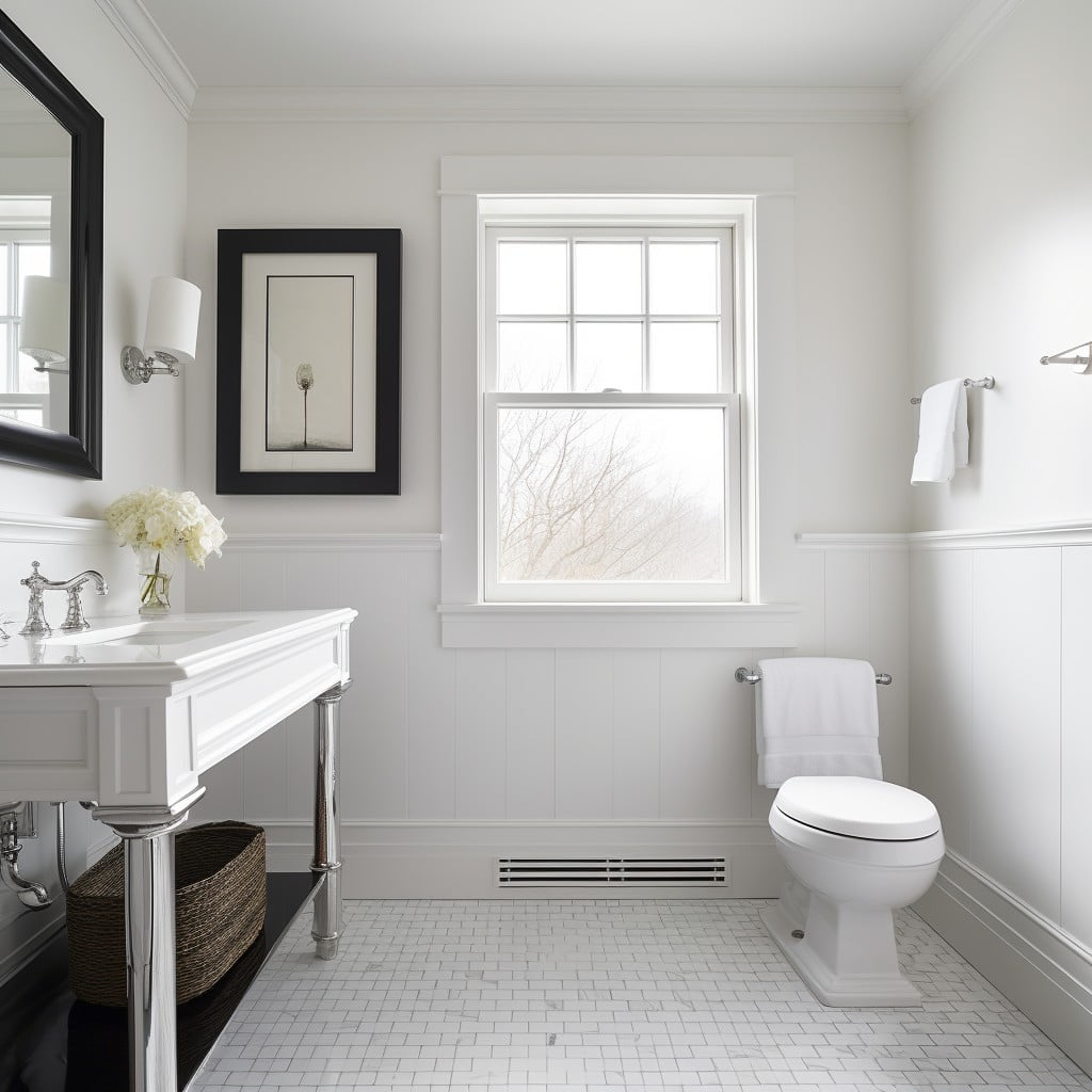 Classic White Bathroom Baseboard