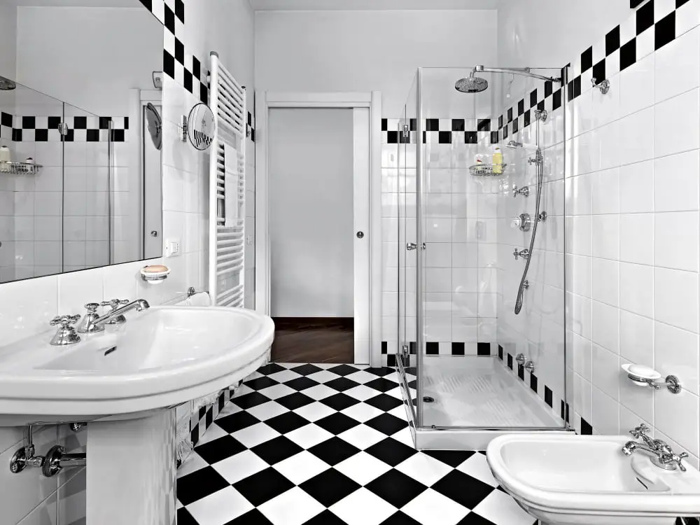 bathroom checkerboard tiles